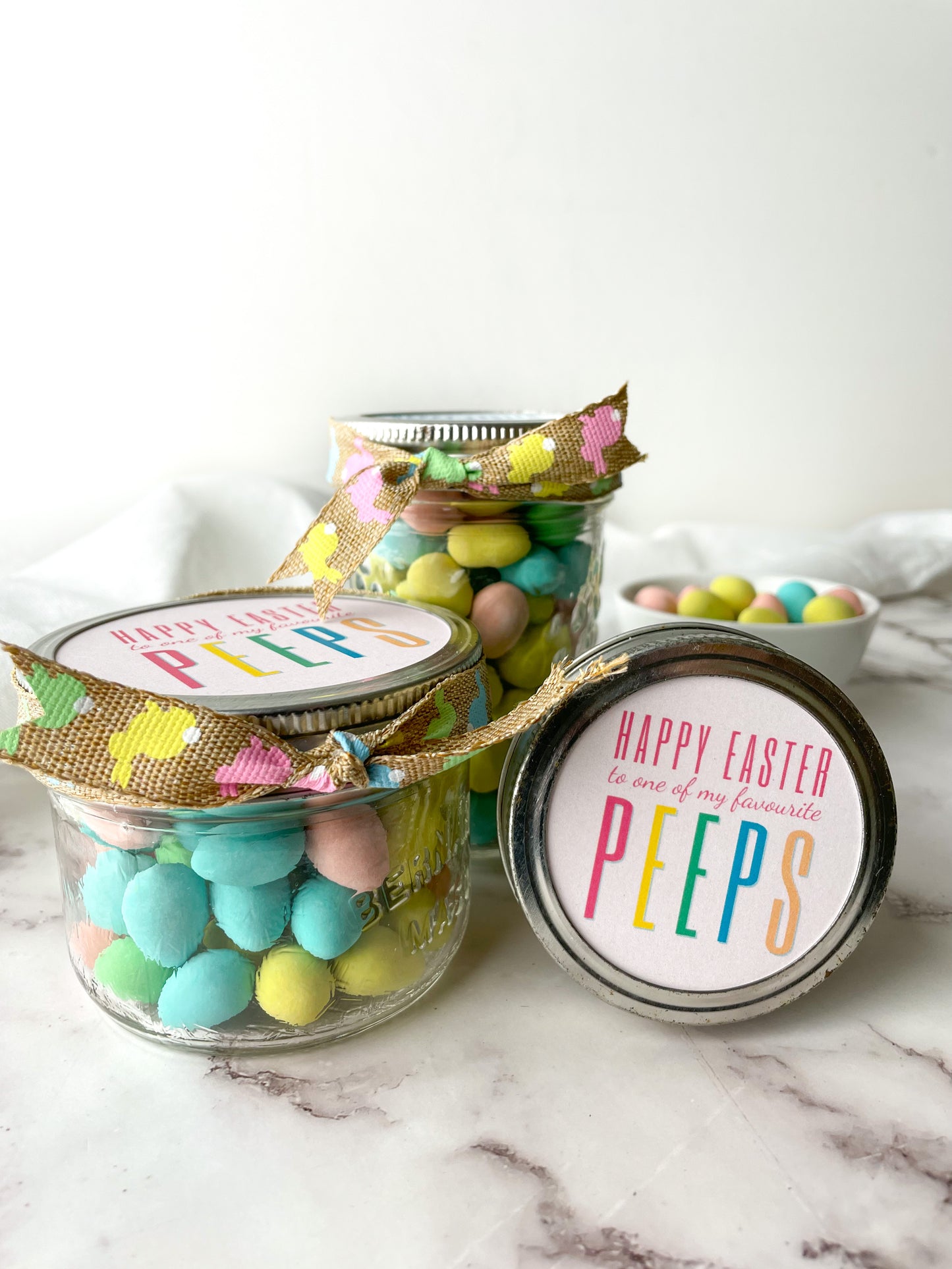 Easter Mason Jar with Mini Eggs (style fav peeps) | Easter Basket Idea + VIDEO