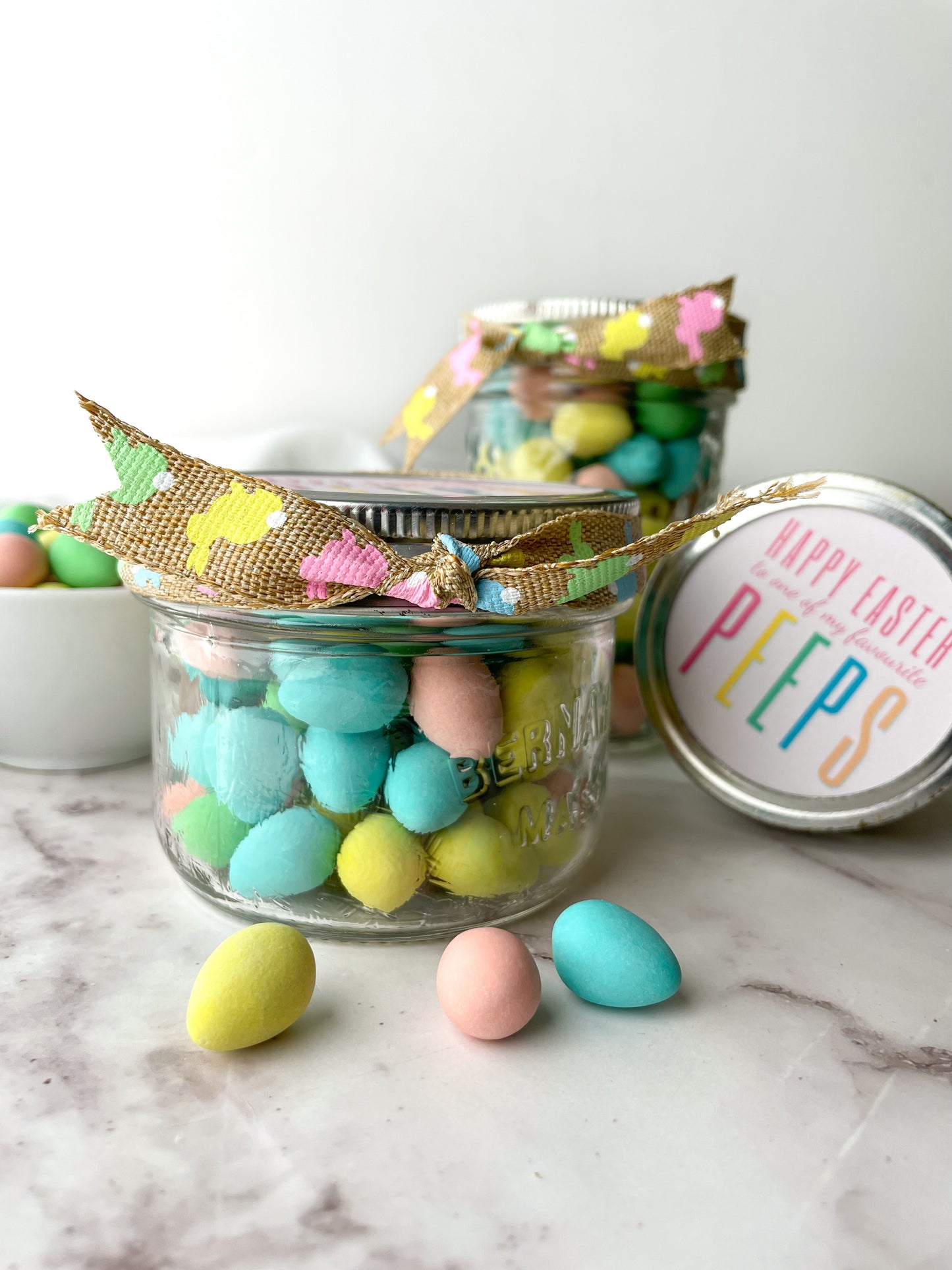 Easter Mason Jar with Mini Eggs (style fav peeps) | Easter Basket Idea + VIDEO