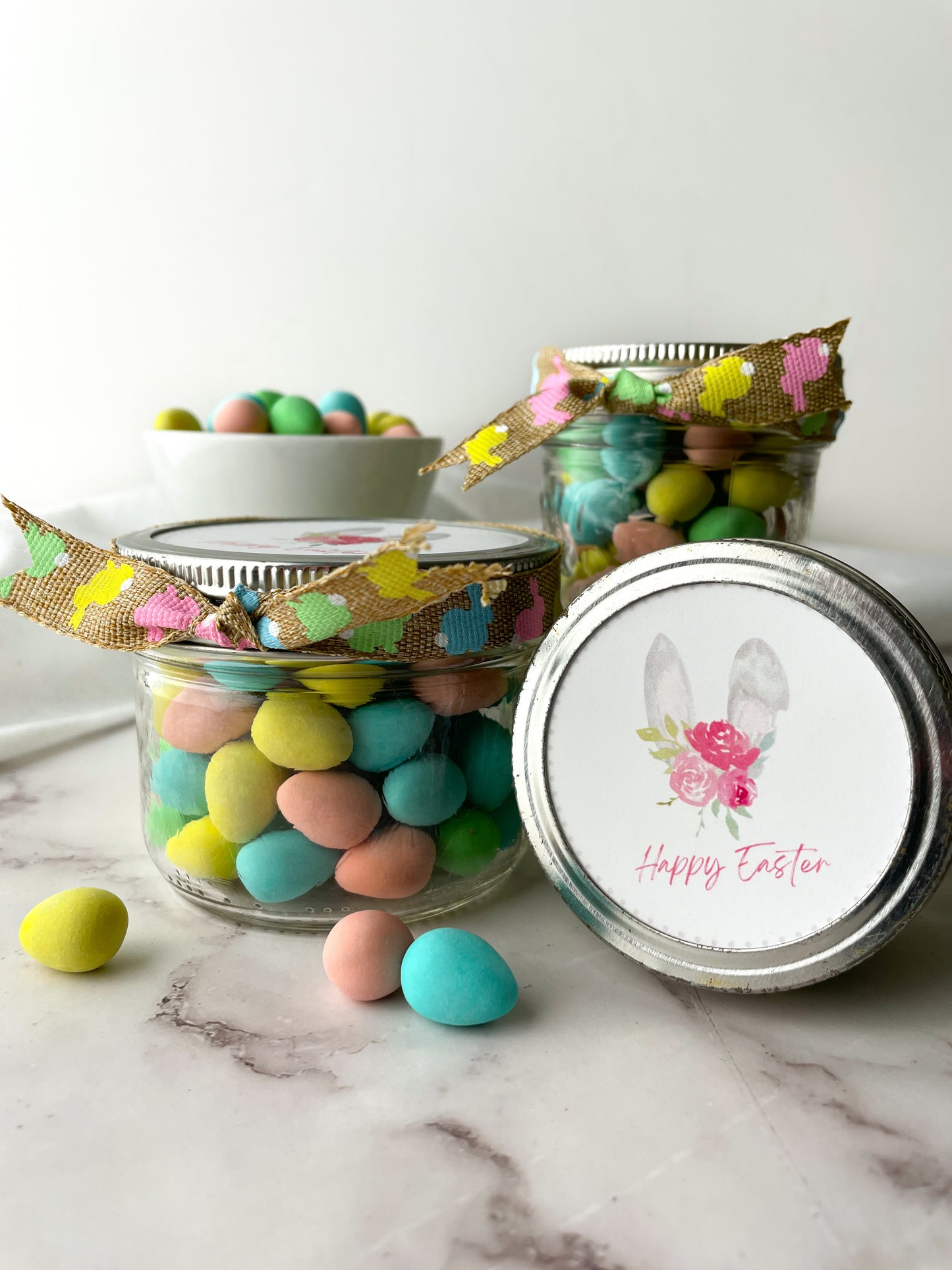 Easter Mason Jar with Mini Eggs (style bunny ears) | Easter Basket Idea + VIDEO