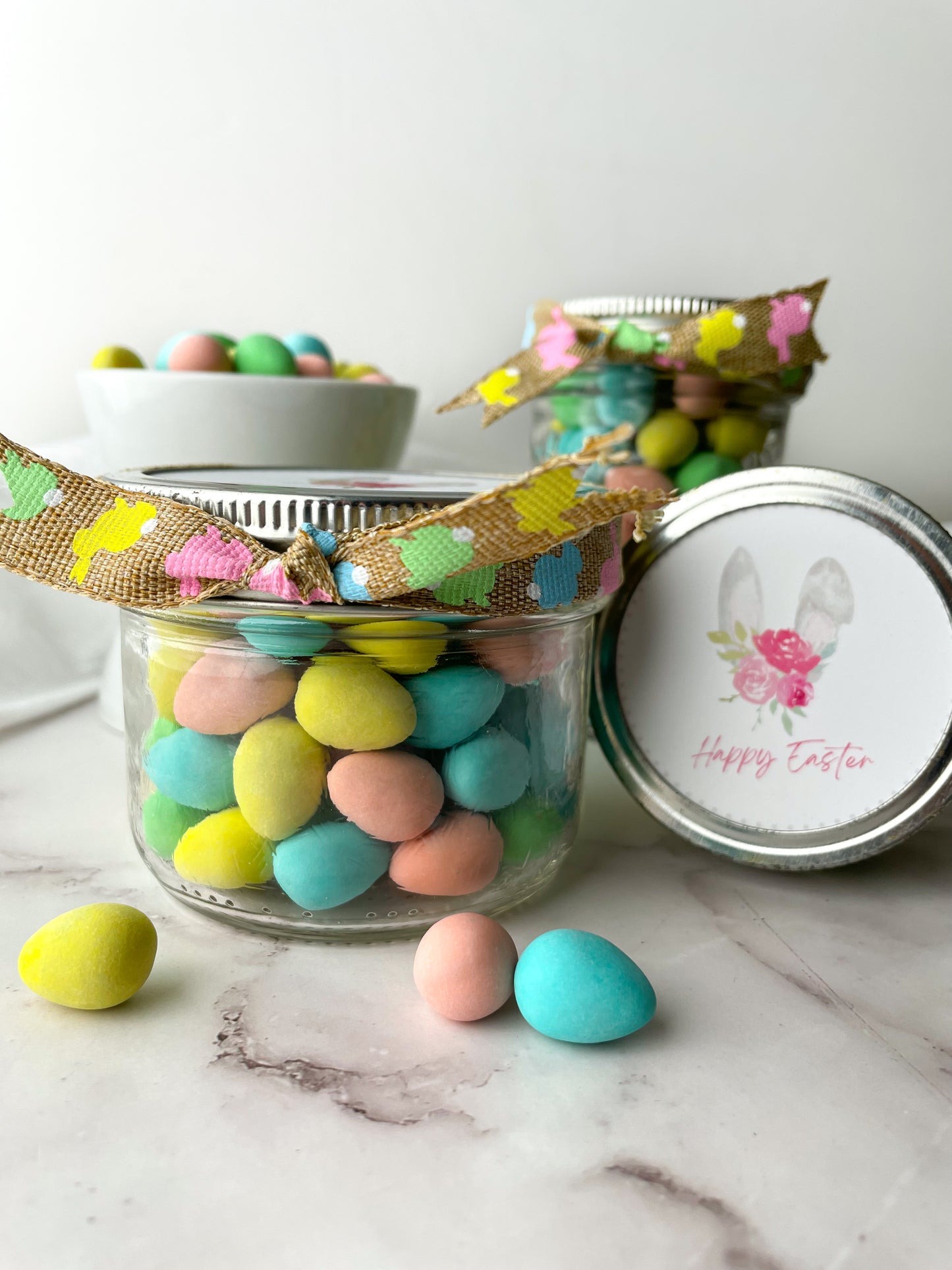 Easter Mason Jar with Mini Eggs (style bunny ears) | Easter Basket Idea + VIDEO
